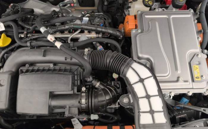 RENAULT Clio 6 E-TECH FULL HYBRID 160 CH TECHNO