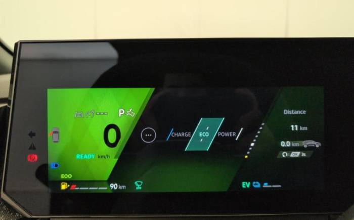 RENAULT Clio 6 E-TECH FULL HYBRID 160 CH TECHNO