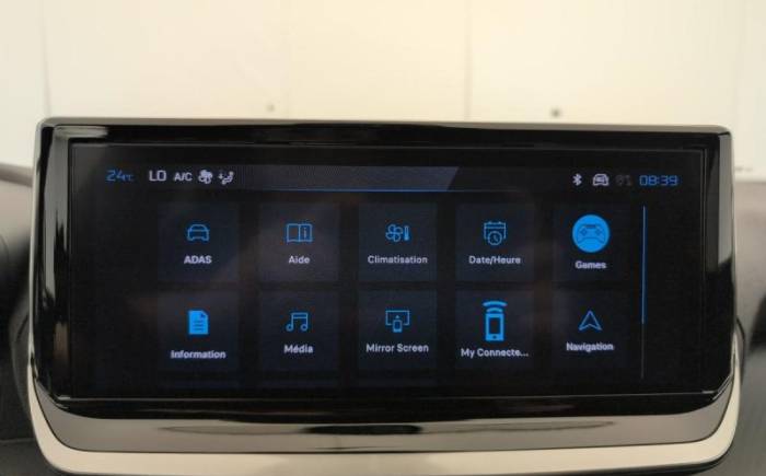 PEUGEOT 2008 Hybrid 145 ch e-dcs6 allure