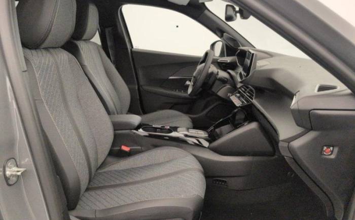 PEUGEOT 2008 Hybrid 145 ch e-dcs6 allure