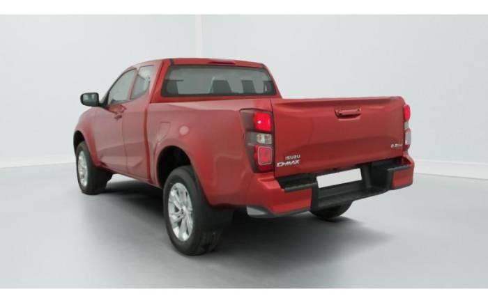 ISUZU D-MAX 2.2L SPACE CABINE M T EVOLUTION