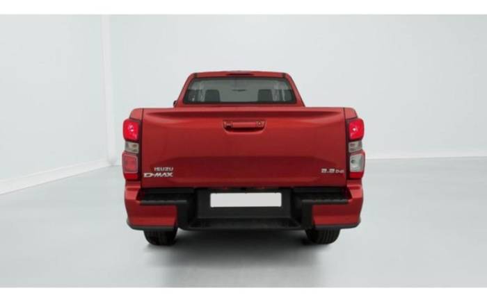 ISUZU D-MAX 2.2L SPACE CABINE M T EVOLUTION