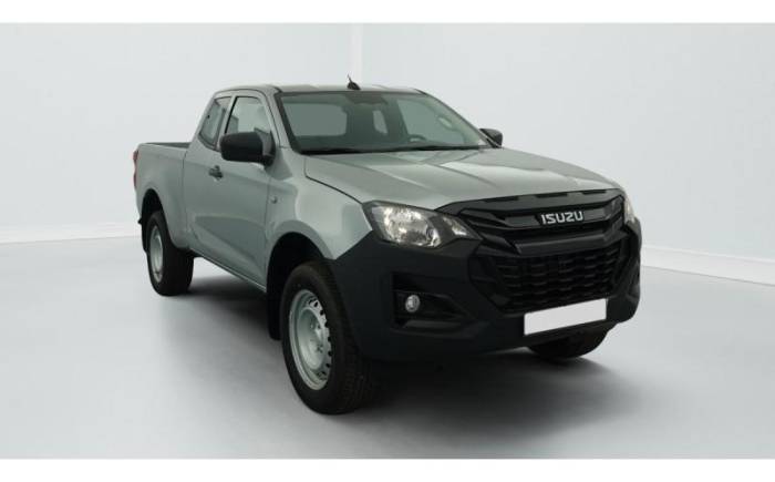 ISUZU D-MAX 2.2L SPACE CABINE M T B-STRONG