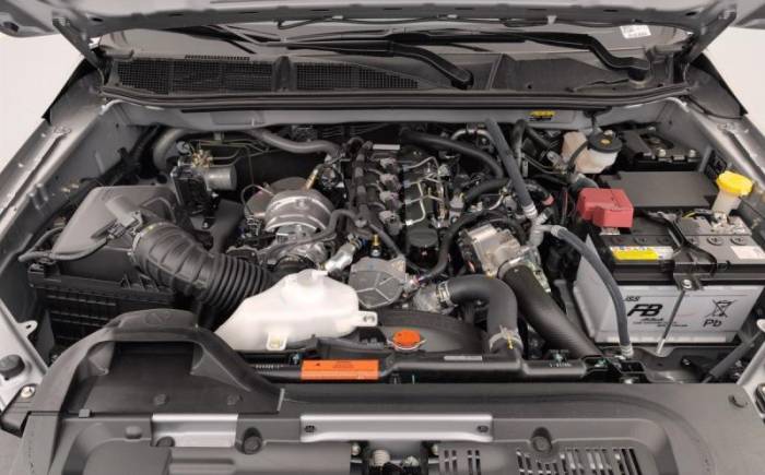 ISUZU D-MAX 2.2L SPACE CABINE M T EVOLUTION