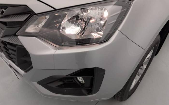 ISUZU D-MAX 2.2L SPACE CABINE M T EVOLUTION