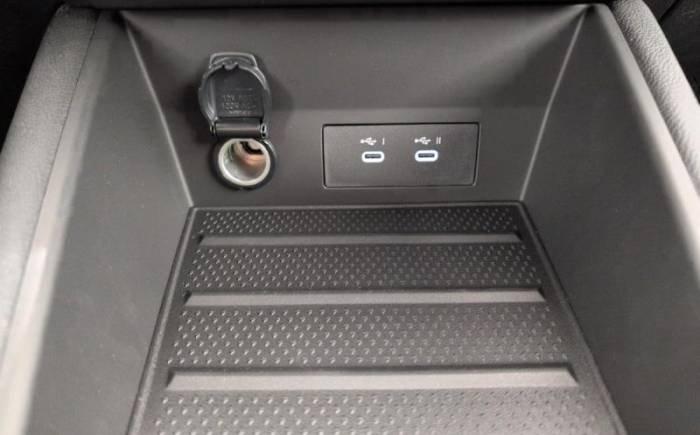 RENAULT CAPTUR E-tech full hybrid 160 ch esprit alpine